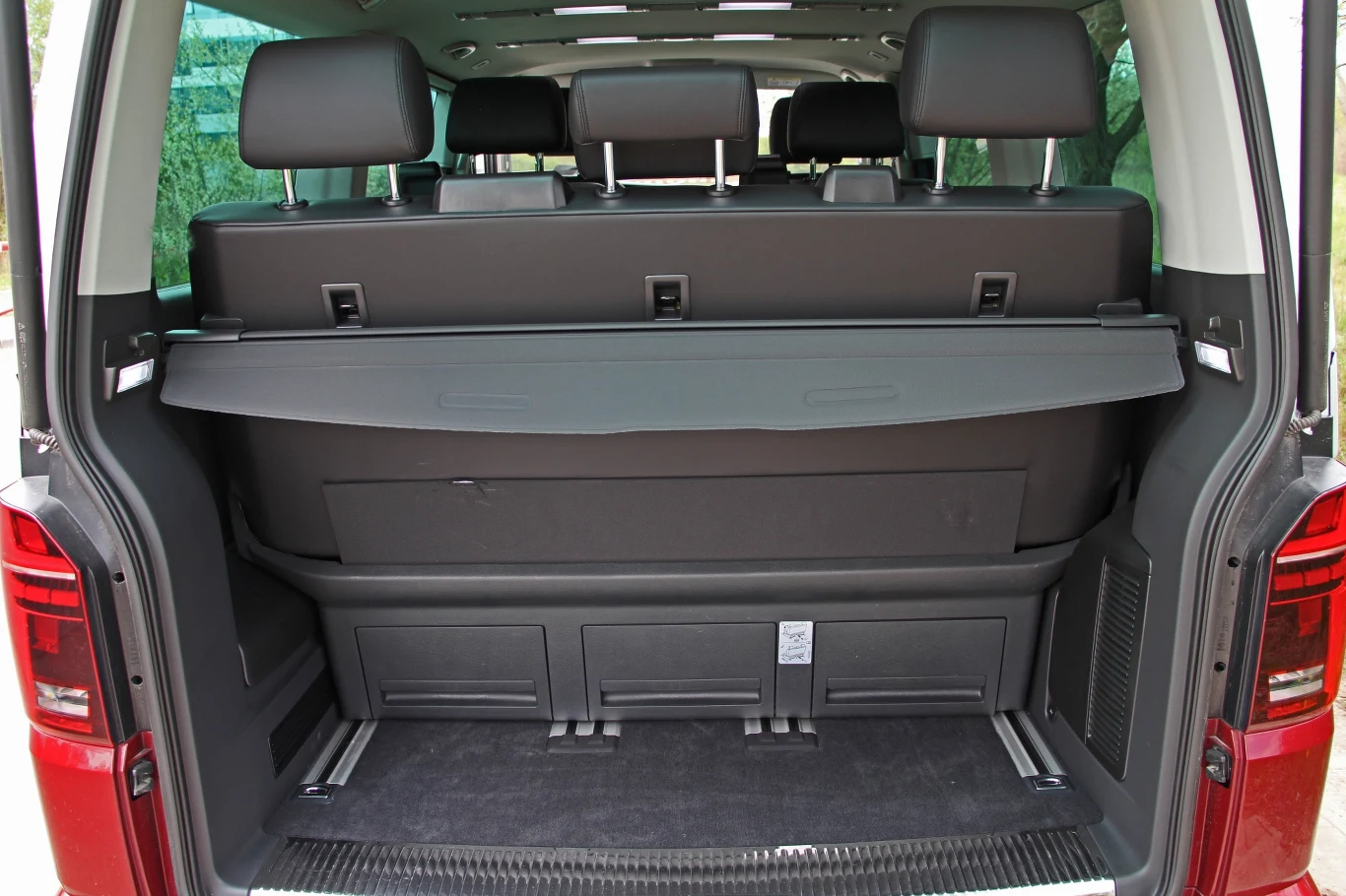 Volkswagen Multivan Cruise Volkswagen Multivan Cruise