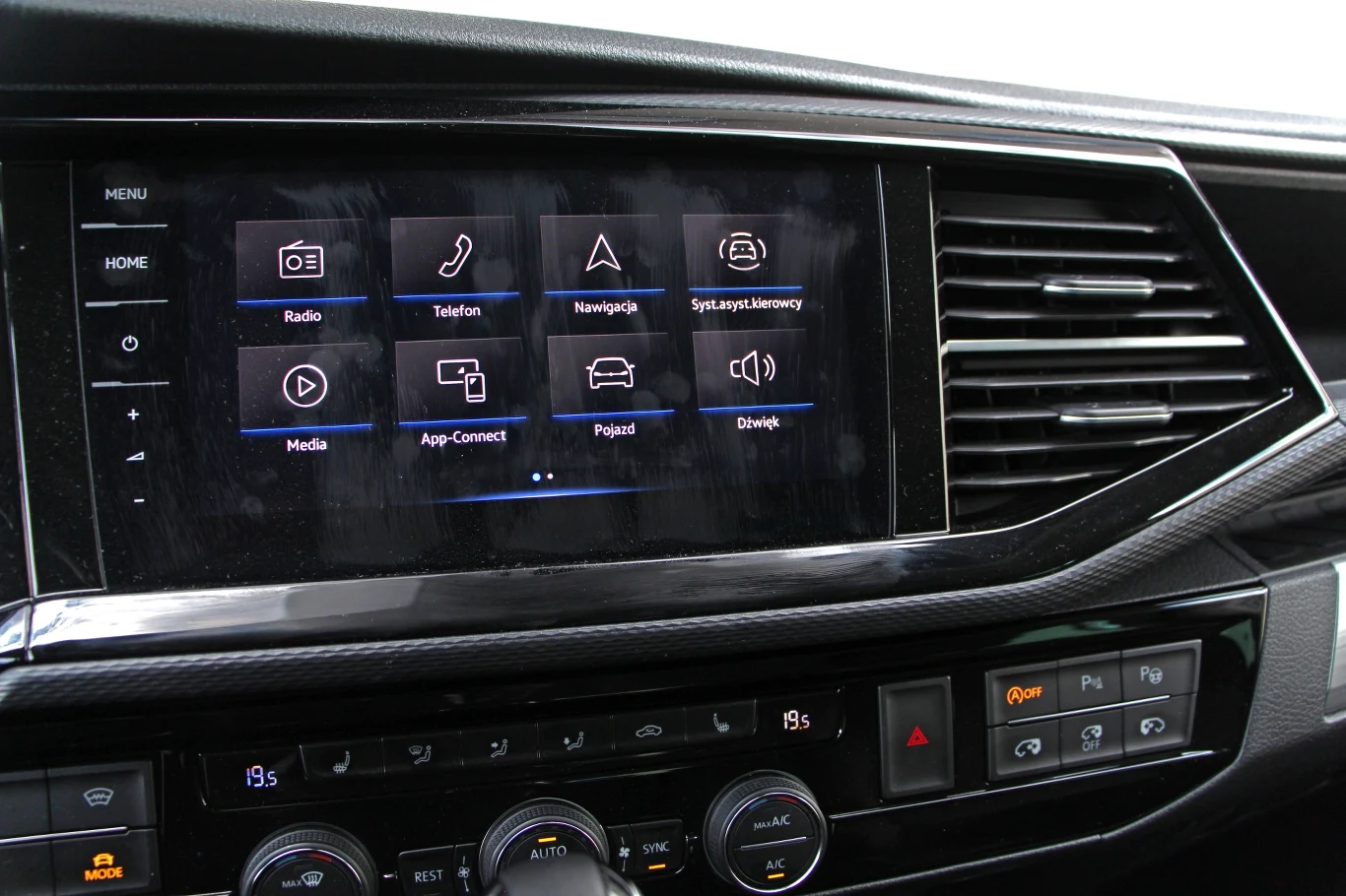 Volkswagen Multivan Cruise Volkswagen Multivan Cruise