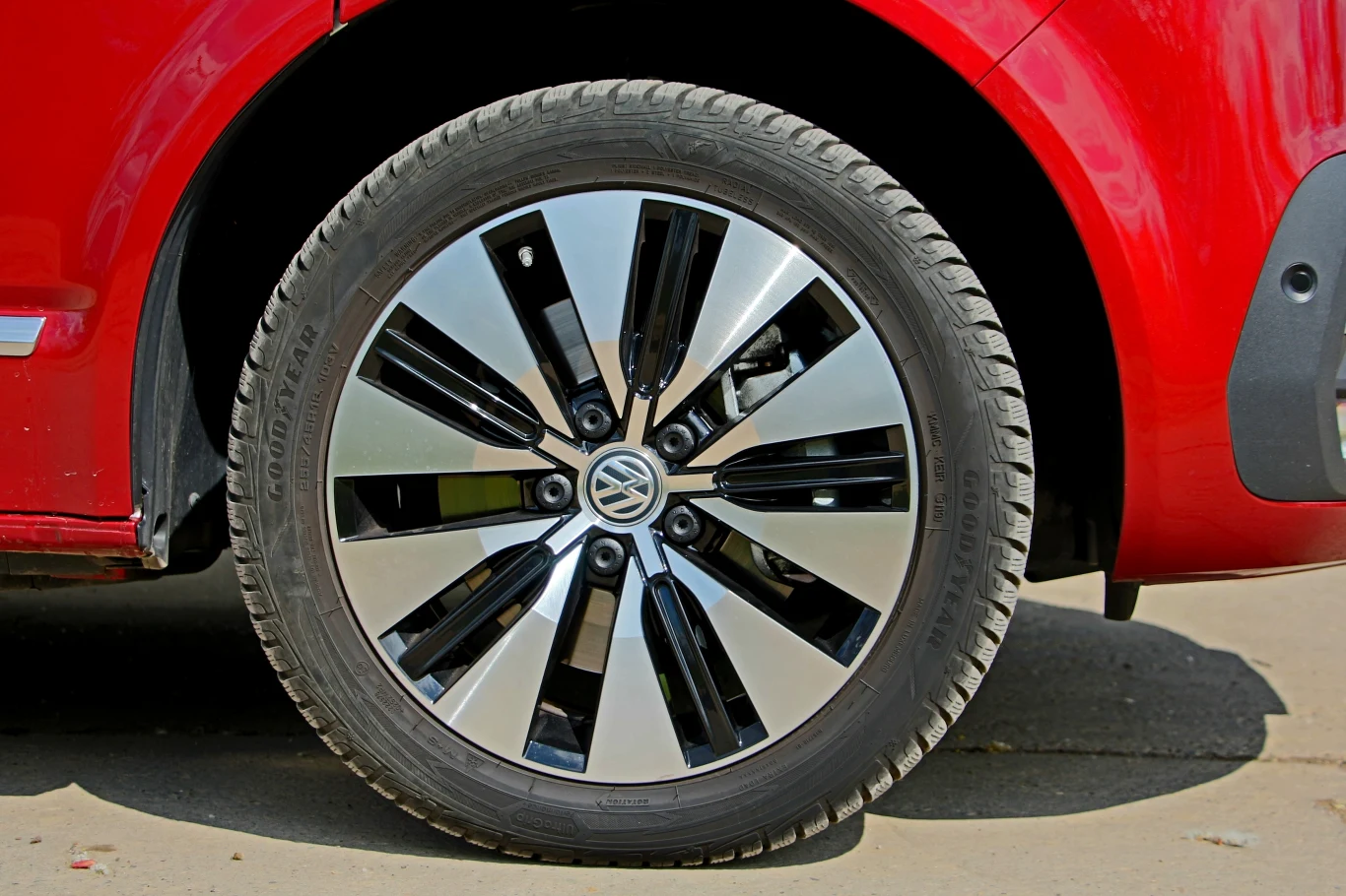 Volkswagen Multivan Cruise Volkswagen Multivan Cruise