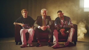 Holak wraz z Hubertem Urbańskim i Silesem na planie teledysku "W mojej roli"