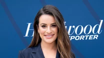 Lea Michele to 33-letnia amerykańska aktorka i piosenkarka. Popularność przyniosła jej rola Rachel Berry w musicalowym serialu "Glee". Wcieliła się również w postać Elise w komedii romantycznej "Sylwester w Nowym Jorku". 

Oryginalną urodę zawdzięcza swoim korzeniom. Jej matka ma włoskie pochodzenie, a ojciec jest sefardyjskim Żydem. Magazyn Maxim W 2011 umieścił ją na liście najseksowniejszych kobiet świata. 

Chociaż na brak zawodowych propozycji aktorka nie może narzekać, pewnie na zawsze już kojarzyć się będzie przede wszystkim z Glee. Lea Michele serialowi zawdzięcza nie tylko rozpoznawalność, ale też związek z aktorem, który przez długi czas był ważną częścią jej życia. 

