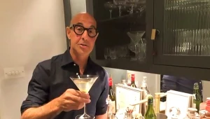 Stanley Tucci - najseksowniejszy barman czasów kwarantanny