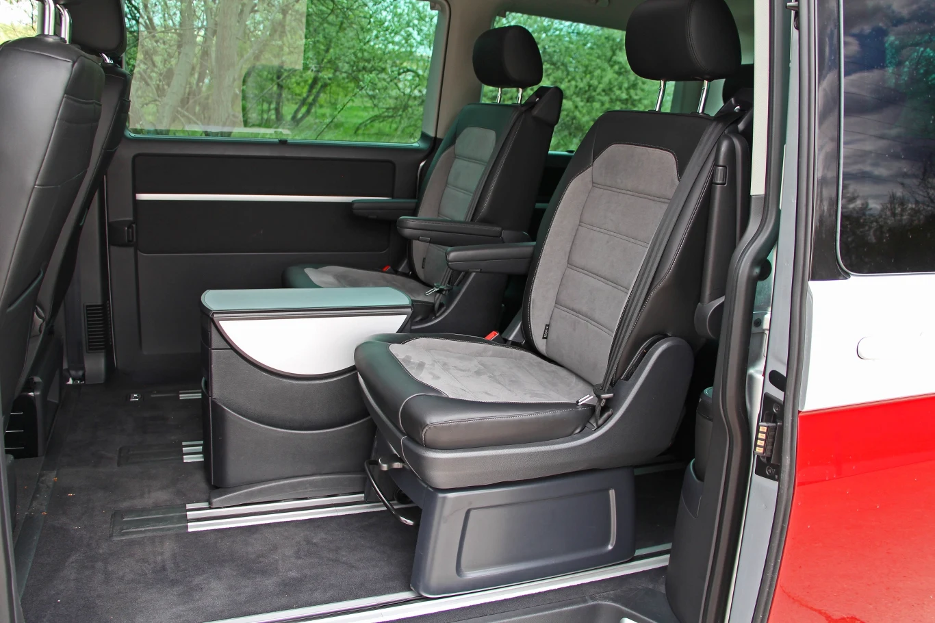 Volkswagen Multivan Cruise Volkswagen Multivan Cruise