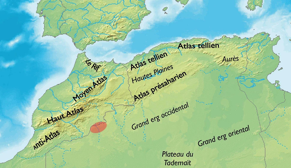 Mapa z zaznaczonymi wykopaliskami w rejonie Kem Kem