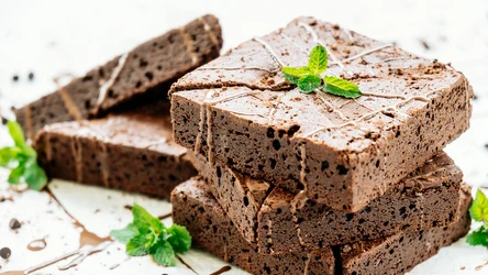 Brownie z 2 składników może cię zaskoczyć.