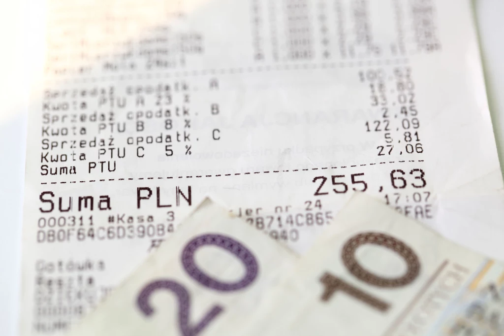 Paragon jest dziwny albo w ogóle go nie ma? Skarbówka apeluje, złóż donos