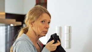 Renata poczuje zapach innej kobiety na ubraniu Sławka. Gdyby tego było mało, usłyszy zatrważającą diagnozę lekarza...