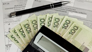 PIT-0 służy do wykazania różnych ulg podatkowych. Dołącza się go do właściwego zeznania podatkowego. 