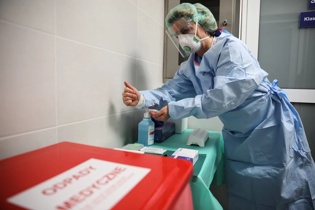 MZ poinformowało o nowych przypadkach zakażenia koronawirusem MZ poinformowało o nowych przypadkach zakażenia koronawirusem