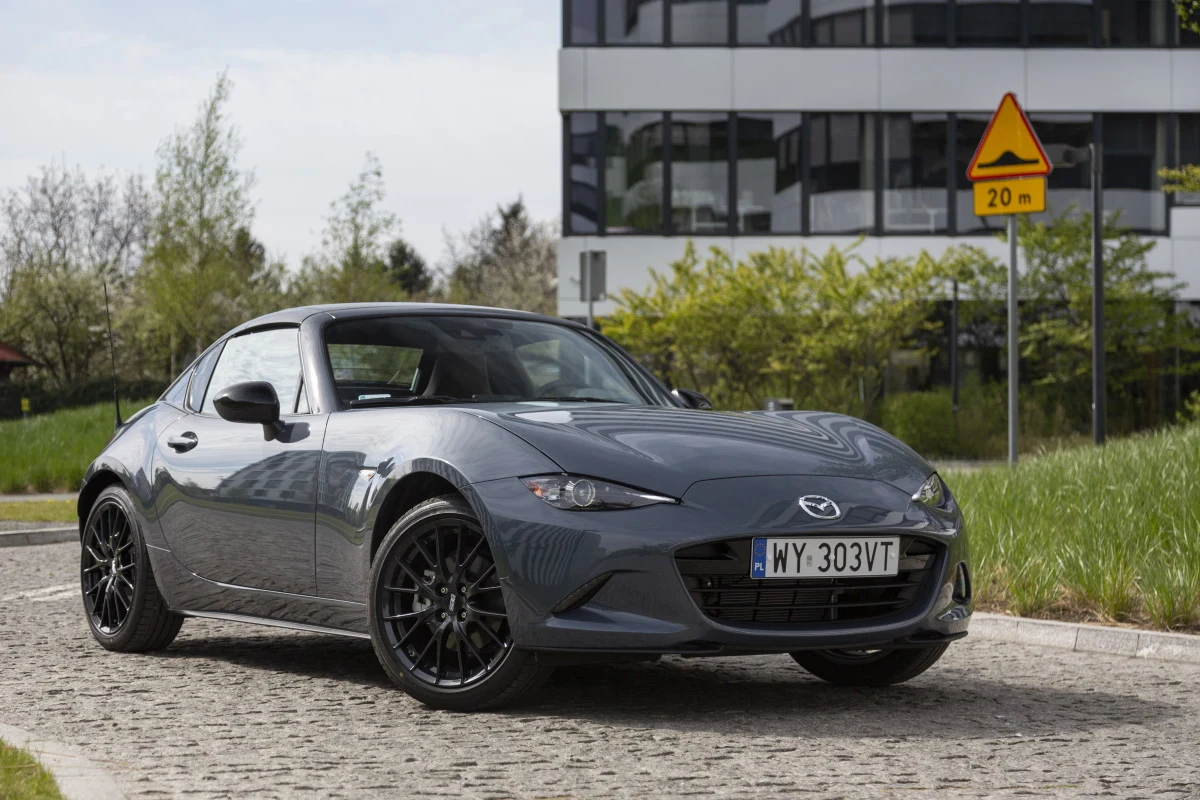 Mazda MX-5 "100" Mazda MX-5 "100"