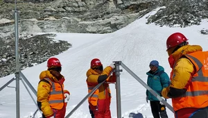 Dach Świata Piątej Generacji: Chińczycy montują nadajniki 5G na Mount Everest