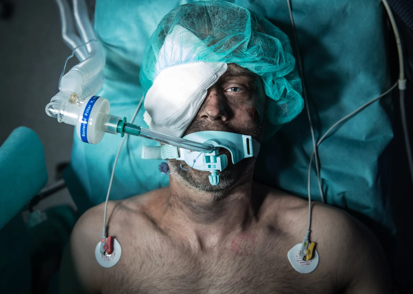 - Do swojej partnerki zawsze mówię: "doktor Zakościelny może pomóc" - tak aktor wspomina rolę w serialu "Diagnoza", w której wcielił się chirurga Michała Wolskiego, pracującego w jednym ze szpitali w Rybniku.

Dzięki roli lekarza w popularnym serialu odkrył, jak ciekawy jest świat medycyny i systemu opieki zdrowotnej - poznał jego jasne i ciemne strony. Między innymi z tego powodu postać doktora Wolskiego uważa za udane doświadczenie zawodowe.

W czwartym sezonie serialu jego bohater sam walczył o życie po tym, jak był świadkiem eksplozji samochodu.