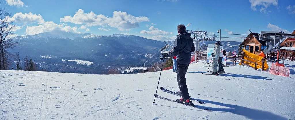 Mosorny Groń w Zawoi - widok na Babią Górę