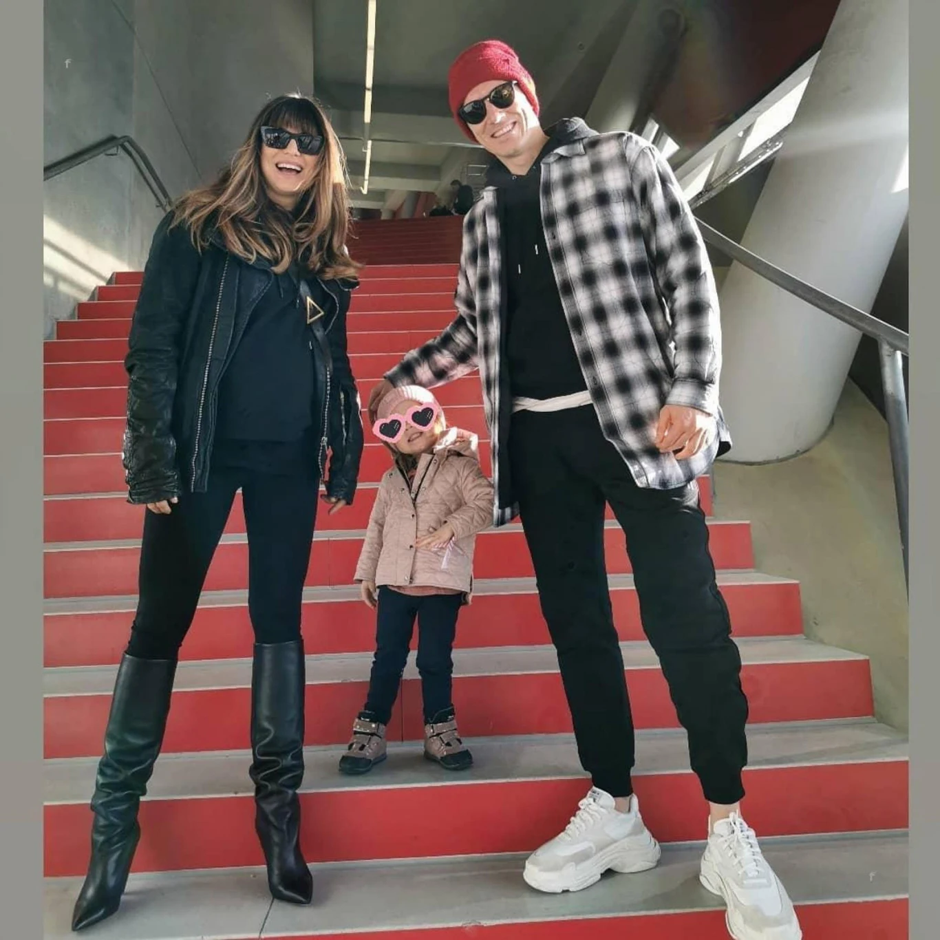 Anna Lewandowska i Robert Lewandowski z córką Klarą Anna Lewandowska i Robert Lewandowski z córką Klarą