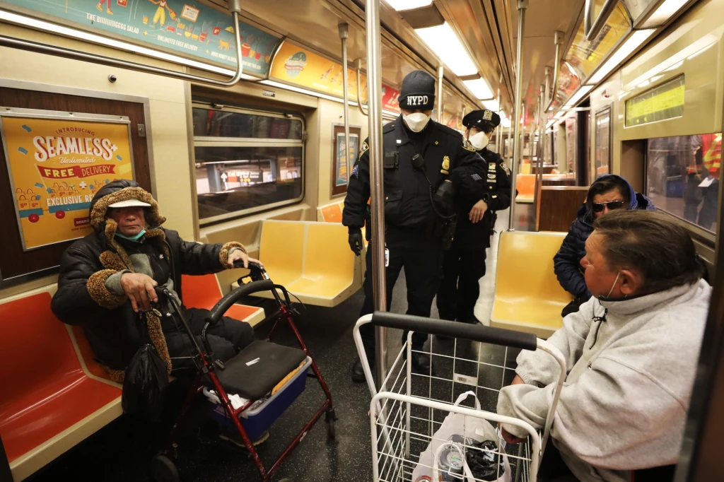 Nowojorskie metro w czasie epidemii