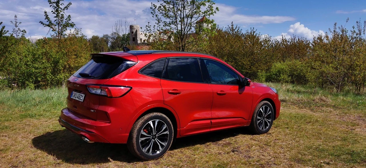 Ford Kuga 2020. Zdjęcia 