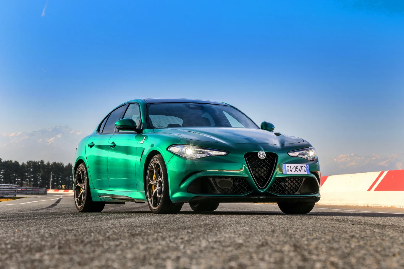 Alfa Romeo Stelvio i Giulia Quadrifoglio MY20