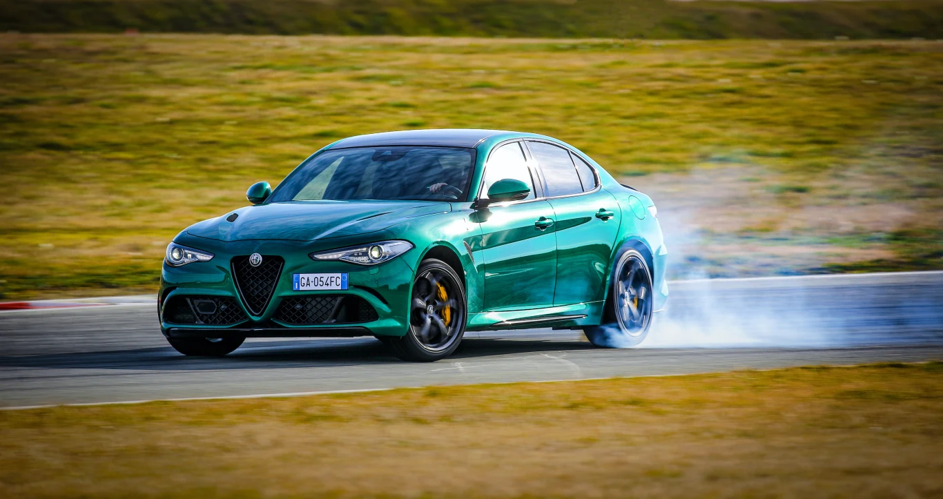 Alfa Romeo Stelvio i Giulia Quadrifoglio MY20