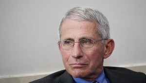 Dr Anthony Fauci jest najważniejszym doradcą prezydenta USA Joe Bidena ds. medycznych