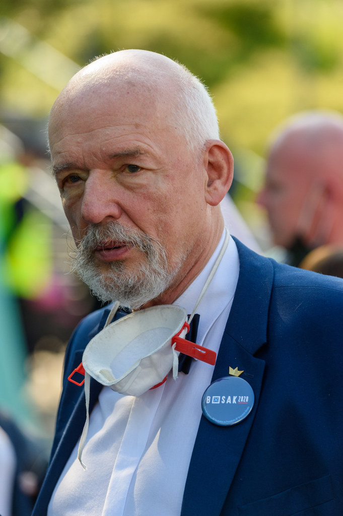 Janusz Korwin-Mikke nagrał swoją szesnastkę