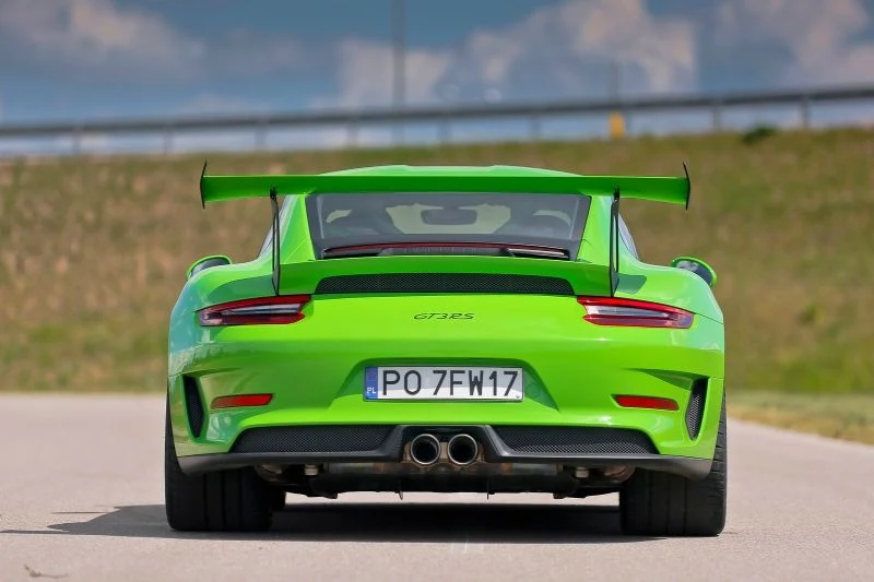 Porsche 911 GT3 RS Porsche 911 GT3 RS