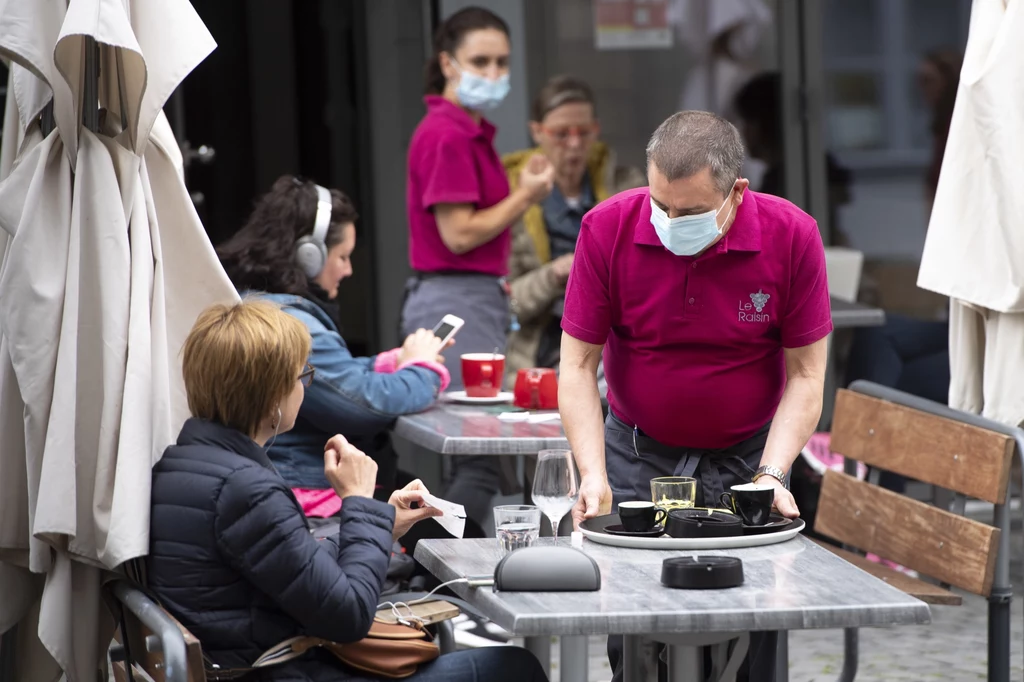 Na zdjęciu restauracja w Szwajcarii Na zdjęciu restauracja w Szwajcarii