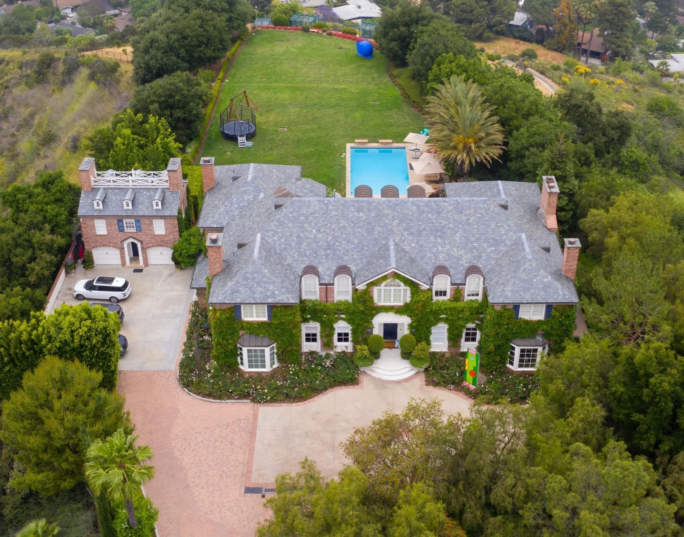 Dom supermodelka zakupiła w 2013 roku, krótko po rozwodzie z wokalistą Sealem.