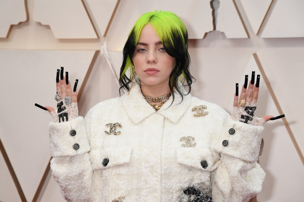 Billie Eilish jest jedną z najpopularniejszych wokalistek młodego pokolenia