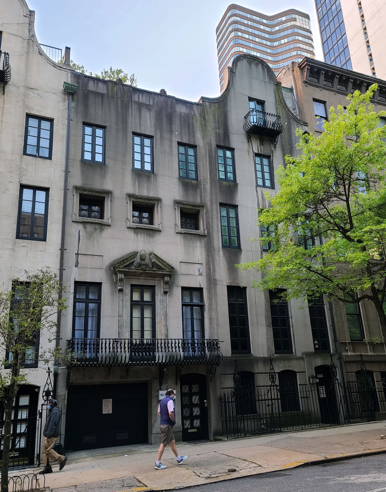 Apartament w Nowym Jorku, z którego Mary Kate Olsen musi wyprowadzić się 18 maja Apartament w Nowym Jorku, z którego Mary Kate Olsen musi wyprowadzić się 18 maja
