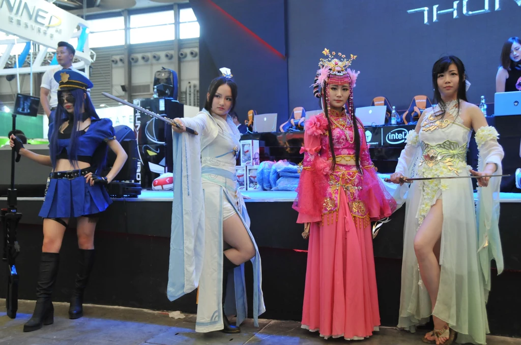 Targi przyciągają ogromną rzeszę fanów. Według szacunków, w ubiegłym roku ChinaJoy odwiedziło ponad 360 tysięcy osób, co czyni targi jednymi z największych na świecie w branży rynku elektronicznego. Targi przyciągają ogromną rzeszę fanów. Według szacunków, w ubiegłym roku ChinaJoy odwiedziło ponad 360 tysięcy osób, co czyni targi jednymi z największych na świecie w branży rynku elektronicznego.