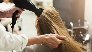 W marcu zostanie wydane rozporządzenie, którego celem jest wprowadzenie obniżonej, 8-proc. stawki VAT na usługi branży beauty - wynika z informacji Ministerstwa Finansów