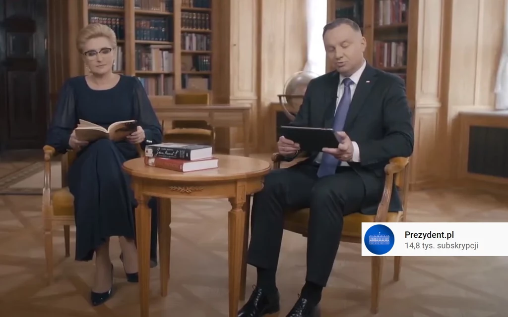 Prezydent Andrzej Duda i pierwsza dama Agata Kornhauser-Duda czytają fragmenty „Pamięci i tożsamości” Jana Pawła II. Prezydent Andrzej Duda i pierwsza dama Agata Kornhauser-Duda czytają fragmenty „Pamięci i tożsamości” Jana Pawła II.