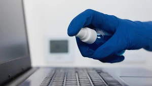 Szczegółowe zalecenia w sprawie bezpiecznego powrotu do pracy wydała Państwowa Inspekcja Pracy