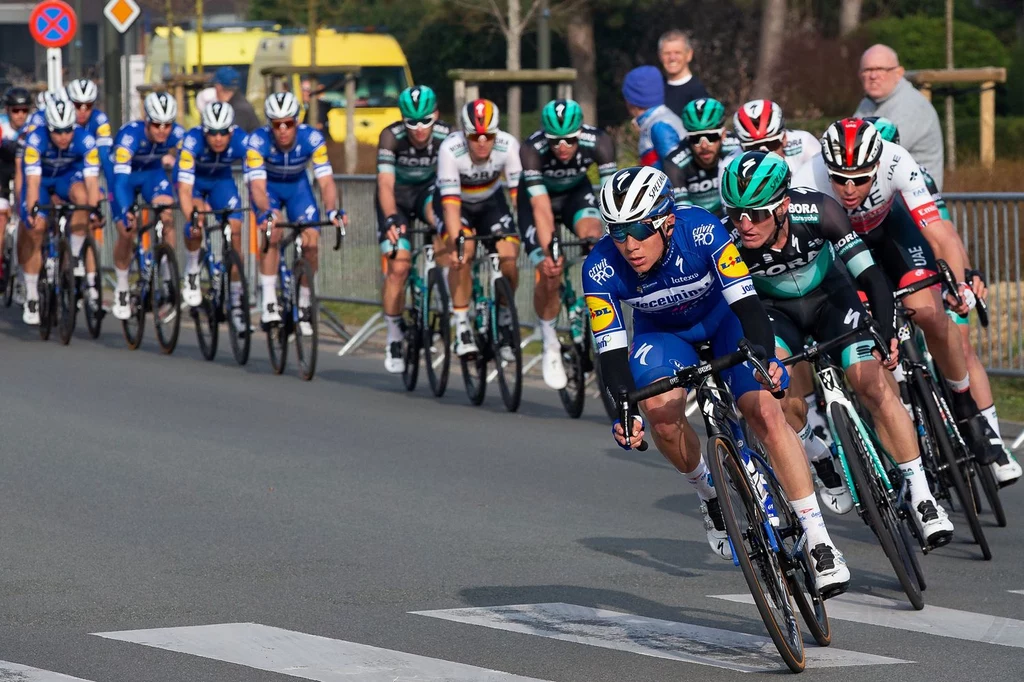 Na prowadzeniu Remco Evenepoel z Deceuninck - Quick-Step Na prowadzeniu Remco Evenepoel z Deceuninck - Quick-Step
