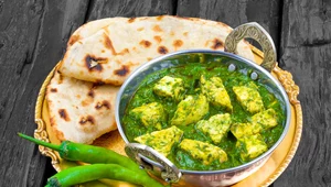 Palak paneer, czyli ser w sosie szpinakowym