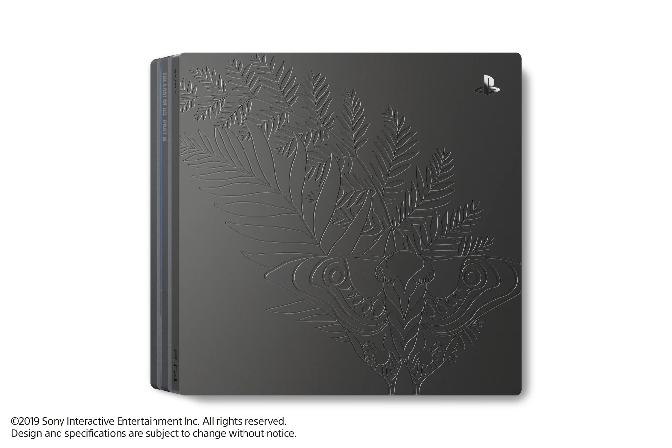 W skład wyjątkowej edycji konsoli PlayStation 4 Pro wejdą: - PlayStation 4 Pro o matowym wykończeniu z grawerem przedstawiającym tatuaż Ellie - Limitowana edycja bezprzewodowego Dualshock 4 - Egzemplarz gry The Last of Us Part II - Kod na specjalną zawartość cyfrową