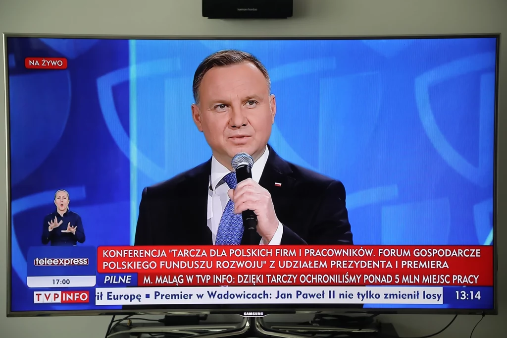 Koronawirus w Polsce. Prezydent RP Andrzej Duda podczas konferencji „Tarcza dla polskich firm i pracowników. Forum gospodarcze Polskiego Funduszu Rozwoju Koronawirus w Polsce. Prezydent RP Andrzej Duda podczas konferencji „Tarcza dla polskich firm i pracowników. Forum gospodarcze Polskiego Funduszu Rozwoju