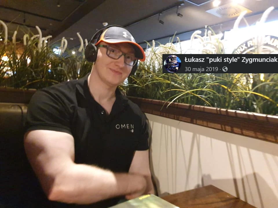 Wraz z rozprzestrzeniającą się po sieci akcją, coraz bardziej znane osobistości postanowiły się przyłączyć. Akcja dotarła do chociażby Jana Błachowicza czy federacji KSW. Kolejnym przejawem wielkiej popularności esportowca było zaproszenie do popularnego formatu Kanalu Sportowego pod tytułem „Hejt Park”. Wraz z rozprzestrzeniającą się po sieci akcją, coraz bardziej znane osobistości postanowiły się przyłączyć. Akcja dotarła do chociażby Jana Błachowicza czy federacji KSW. Kolejnym przejawem wielkiej popularności esportowca było zaproszenie do popularnego formatu Kanalu Sportowego pod tytułem „Hejt Park”.