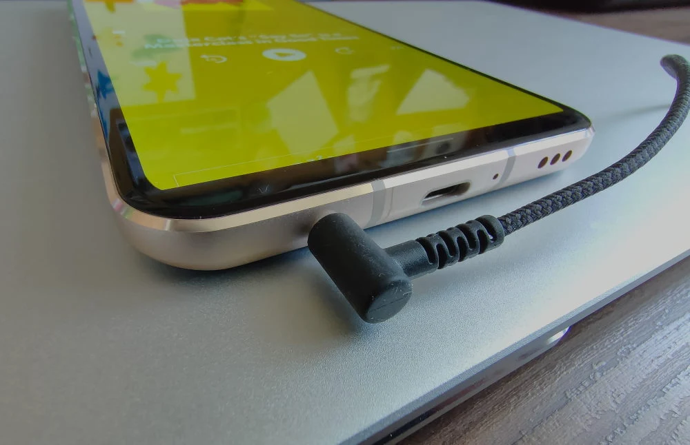 LG V60 ThinQ 5G LG V60 ThinQ 5G