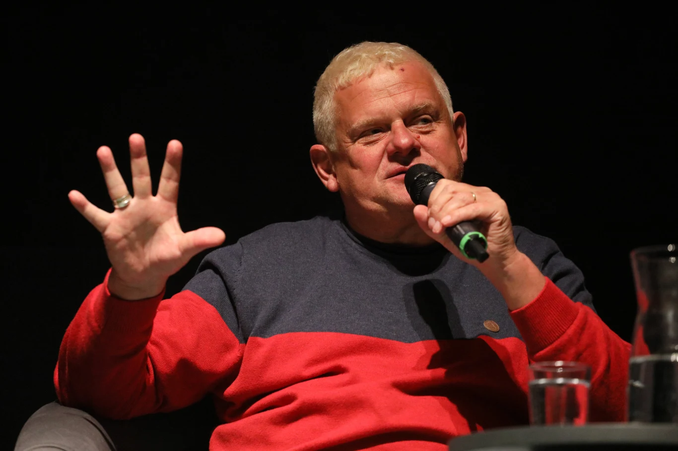 Kazik szykuje nową płytę "Zaraza" Kazik szykuje nową płytę "Zaraza"