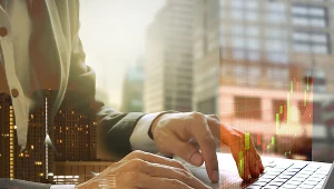 Wirus wepchnął nas w głęboki dół. Powoli się wygrzebujemy