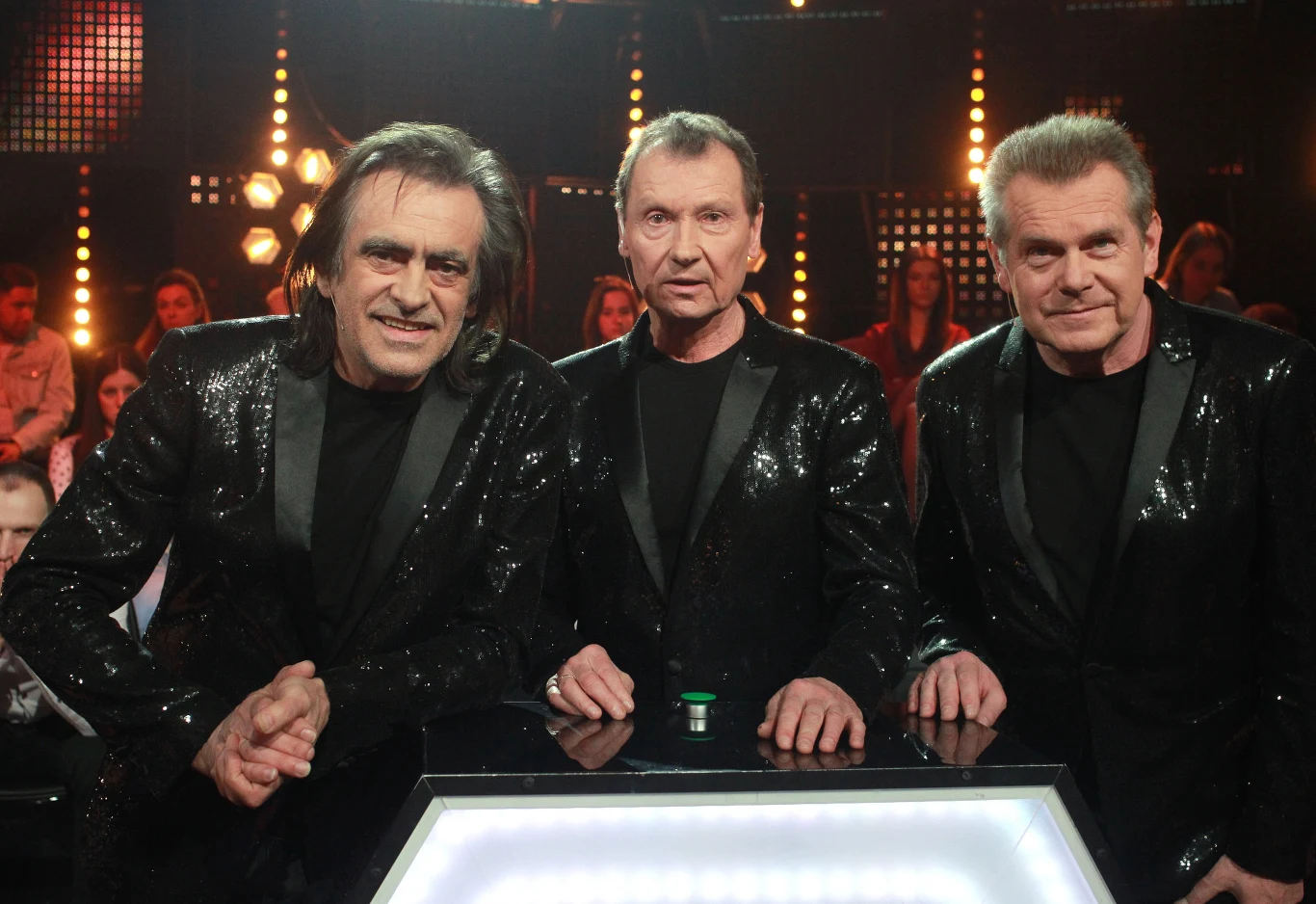 Grupa Vox opublikowała oświadczenie w związku z filmem Sylwestra Latkowskiego Grupa Vox opublikowała oświadczenie w związku z filmem Sylwestra Latkowskiego