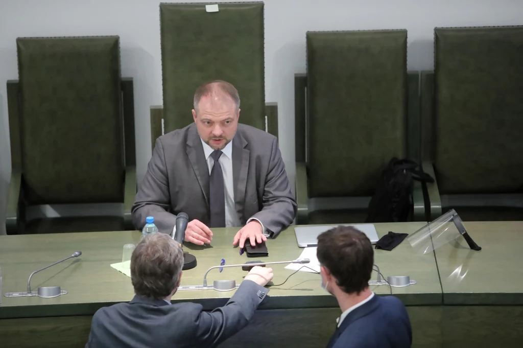 Sędzia Aleksander Stępkowski podczas posiedzenia Zgromadzenia Ogólnego Sędziów Sądu Najwyższego Sędzia Aleksander Stępkowski podczas posiedzenia Zgromadzenia Ogólnego Sędziów Sądu Najwyższego