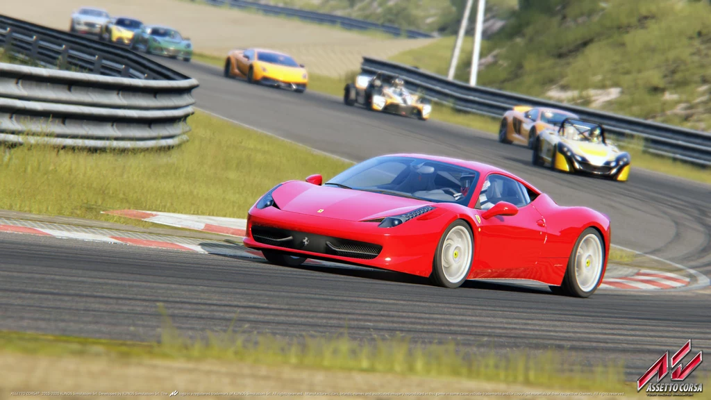 "Rozgrywki online stały się ostatnio bardzo popularne, jest to na pewno fajne rozwiązanie, które ćwiczy koncentrację. Do tej pory nie miałem okazji ścigać się w Asseto Corsa, więc będzie to dla mnie nowy rodzaj rywalizacji, inny niż ten, do którego jestem przyzwyczajony, czyli rajdów szutrowych" - powiedział przed wyścigiem Kuba Przygoński.