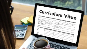 Jeden wpis do CV i zarobisz 2 000 zł brutto więcej