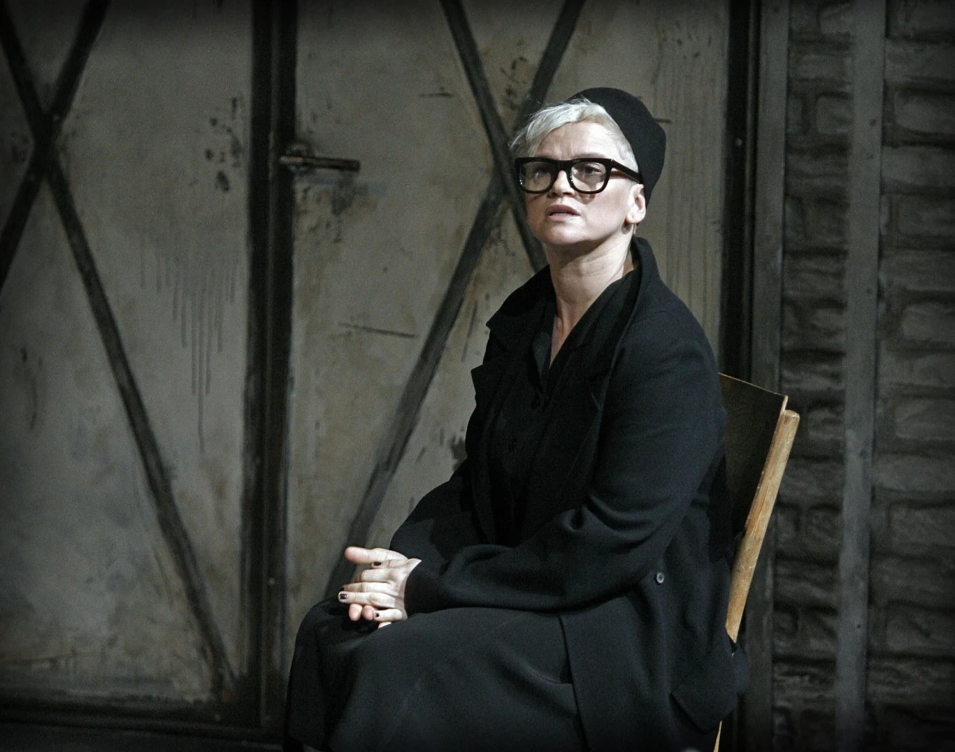 W spektaklu Krystiana Lupy "Persona. Tryptyk / Marilyn" na deskach Teatru Dramatycznego Figurę oglądaliśmy jako Paulę Strasberg - żonę słynnego nauczyciela aktortwa Lee Strasberga i przyjaciółkę Marilyn Monroe (Sandra Korzeniak). W rozmowie z "Gazetą Wrocławską" aktorka określiła ją jako "wymarzoną rolę", dodając, że możliwość występu u Krystiana Lupy była dla niej lekcją życia.

"Praca nad tym spektaklem była bardzo trudna, w trakcie prób mieliśmy bardzo dużo konfliktów, kłótni, bólu i cierpienia, ale zarazem mnóstwo radości (...) Ten spektakl jest każdorazowo lekcją, nie tylko warsztatu aktorskiego, ale przede wszystkim lekcją życia" - zwierzała się.