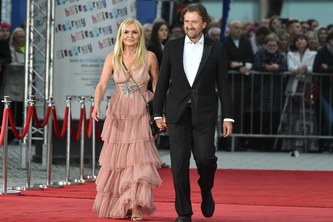 Na początku wielu zarzucało Ziółkowskiemu, który jest dziennikarzem sportowym, że chce się wybić na plecach Olejnik. Z czasem te oskarżenia zaczęły słabnąć, a dziś nikt nie ma wątpliwości, że tę parę łączy prawdziwe uczucie. 