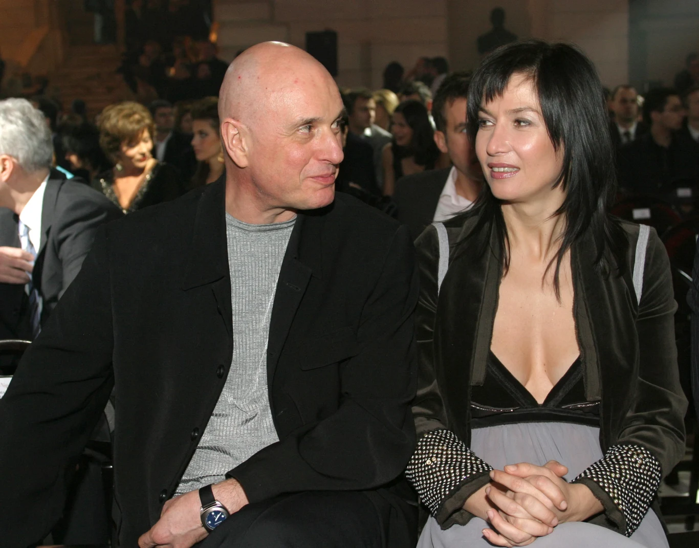 Grażyna Wolszczak i Cezary Harasimowicz są parą od 2002 roku. Wcześniej aktorka była żoną Marka Sikory – rozdzieliła ich śmierć mężczyzny w 1996 roku. Z Harasimowiczem – scenarzystą, reżyserem i pisarzem – połączyło ją prawdziwe uczucie. 