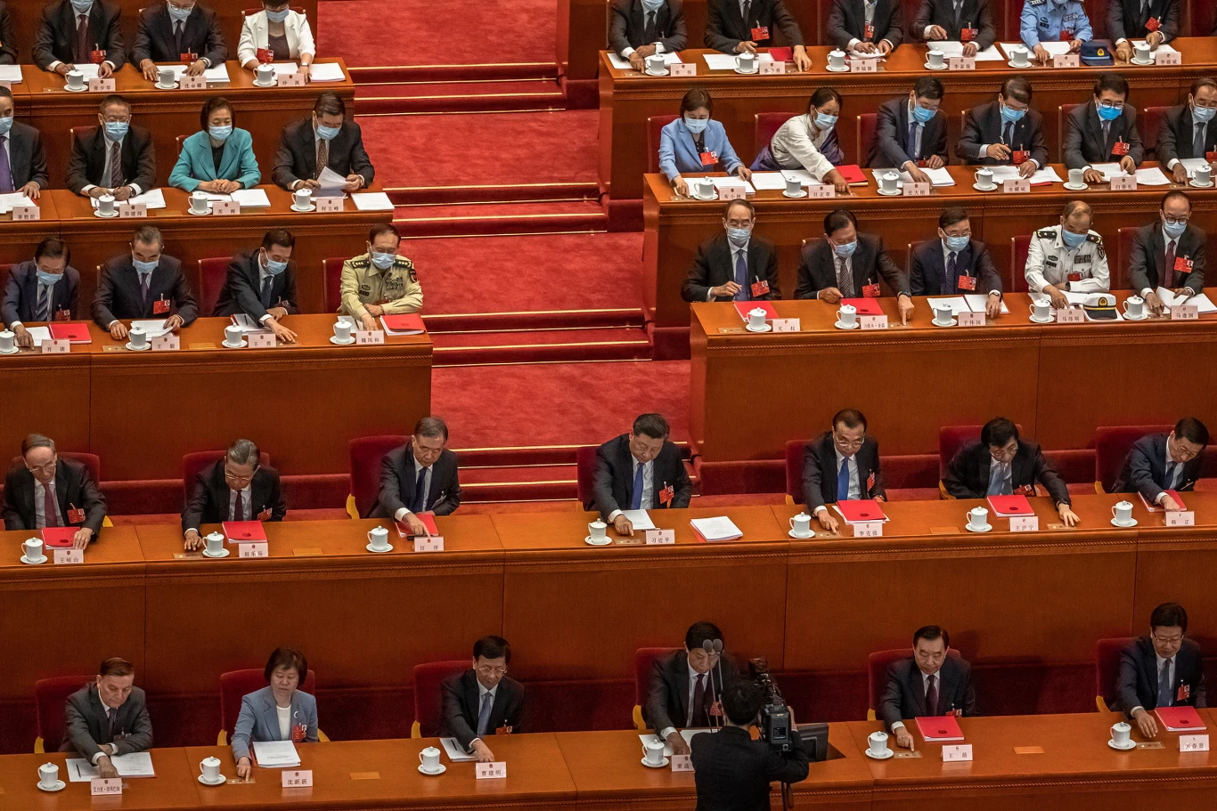 Chiński parlament formalnie zatwierdził decyzję Chiński parlament formalnie zatwierdził decyzję