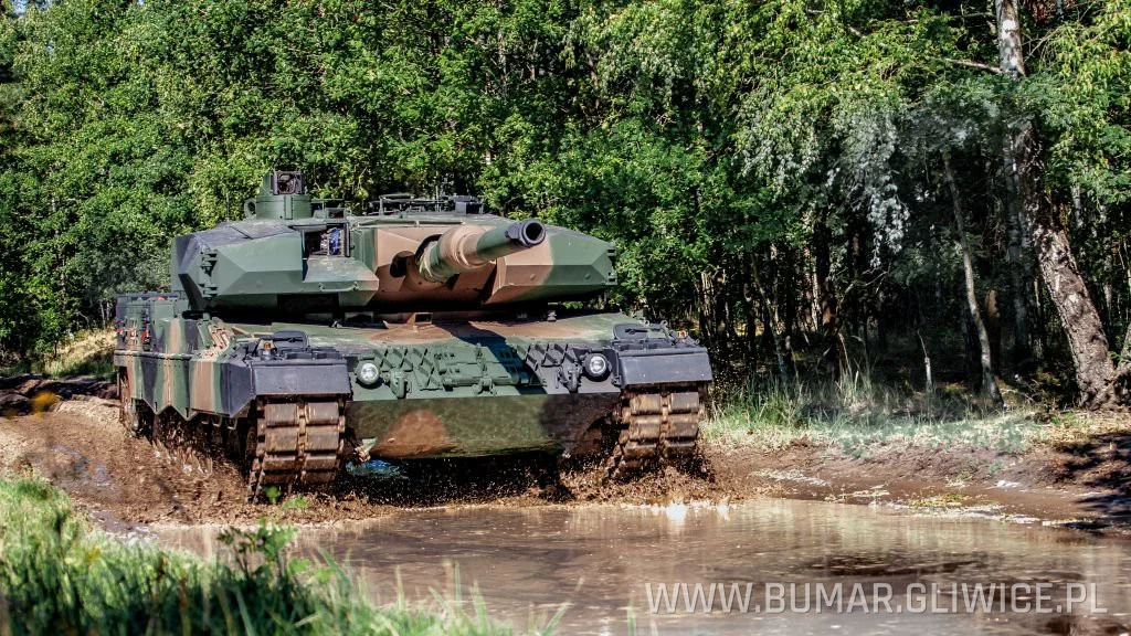 Leopard 2PL podczas prób